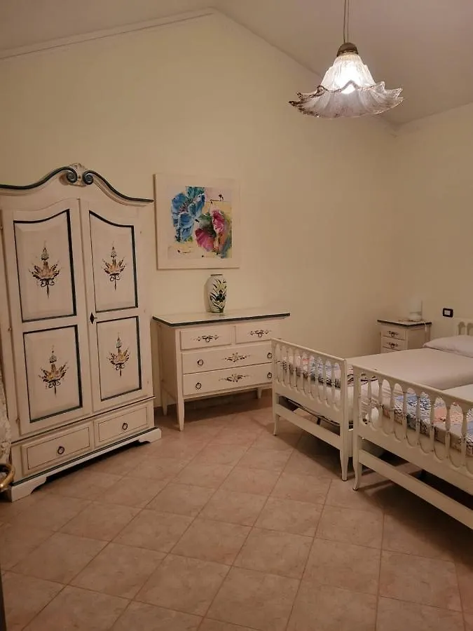 Villa Il Pettirosso Специя